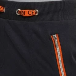 Cerruti 1881 Barentin for Shorts & Bermudas Couleur Bleu Marine 7 Cerruti 1881 Barentin for Shorts & Bermudas Couleur Bleu Marine -Cerruti 1881 Soldes 21466181 500 C