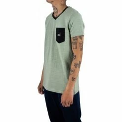 Cerruti 1881 Dramatico for T-shirts & Polos Couleur Vert 7 Cerruti 1881 Dramatico for T-shirts & Polos Couleur Vert -Cerruti 1881 Soldes 23081648 500 C